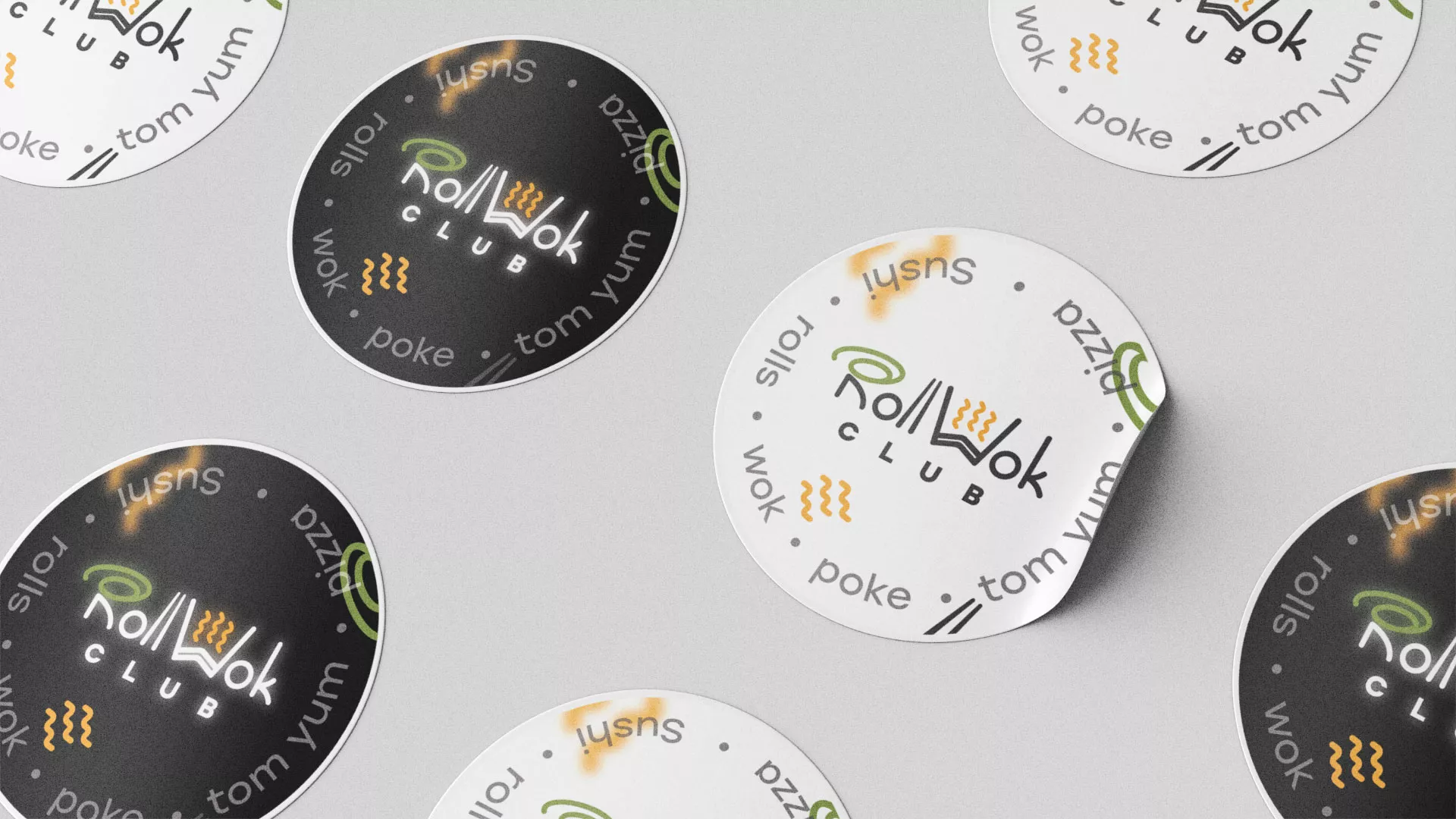 Разработка наклеек для суши-бара «Roll Wok Club» в Чекалине